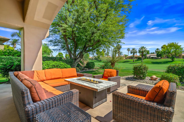 851 Mesa Grande Drive, Palm Desert, CA 92211