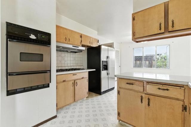 4887 Pepperwood Way, San Jose CA: https://media.crmls.org/mediaz/1ba67aea-b42f-42b9-97d7-a2c224dda591.jpg