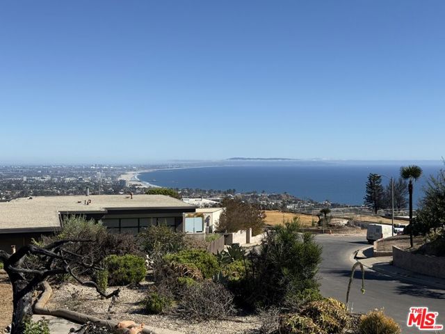 Drew Fenton | 1260 Lachman Lane Pacific Palisades CA | MLS: 7396595 Drew Fenton | 1260 Lachman Lane Pacific Palisades CA | MLS: 7396595