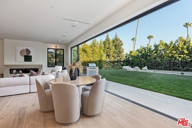 1120 Angelo Drive, Beverly Hills CA: https://media.crmls.org/mediaz/1ba6ec79-71ff-47fb-9ba7-bc4cabfa3349.jpg