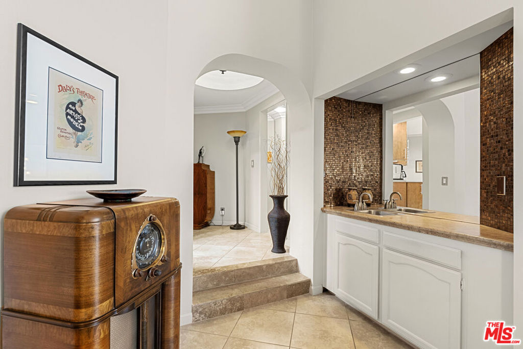 MLS #25617329 image #11