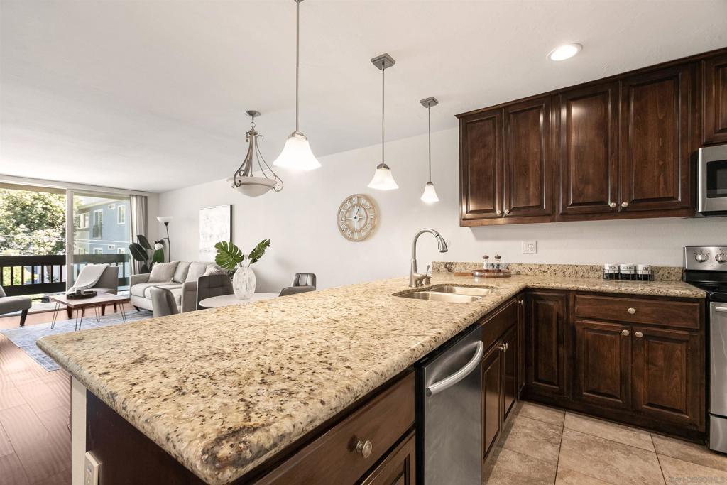 3825 Centre - photo 6