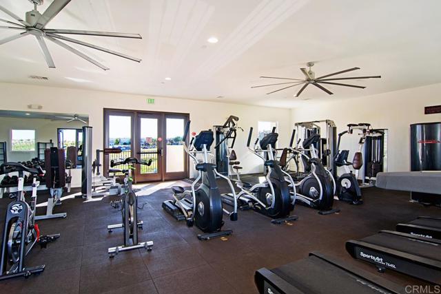 1228 Spivey Rd, Chula Vista CA: https://media.crmls.org/mediaz/1ba8d63e-8cae-4735-b509-29bbf33d9283.jpg