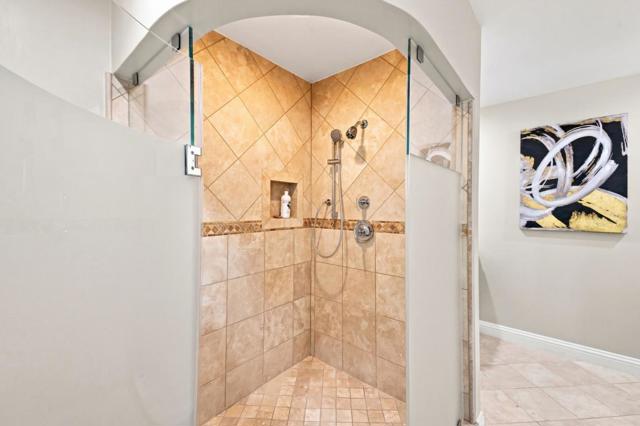 150 New Place Road, Hillsborough CA: https://media.crmls.org/mediaz/1ba91a6b-5955-4838-be49-e36792cc495d.jpg