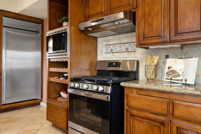 Image 16 of 59 For 10059 Boulder Knolls Drive