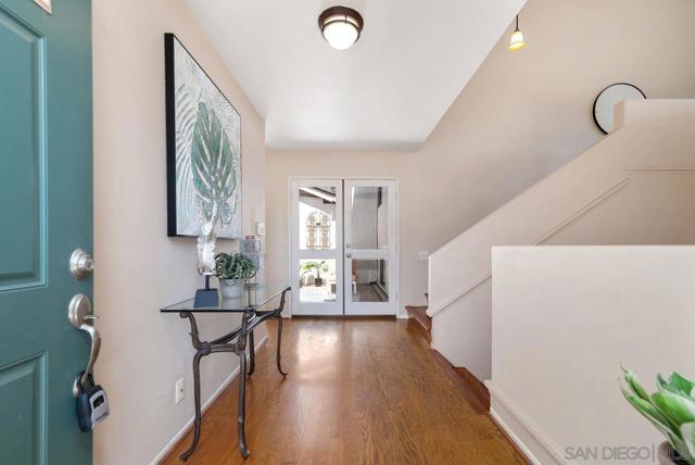1541 Vaquero Gln, Escondido CA: https://media.crmls.org/mediaz/1baa7612-75f1-4262-8b1a-68b794ed807f.jpg