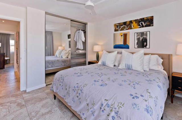 2200 E Acacia, Palm Springs CA: https://media.crmls.org/mediaz/1baaec40-2fd4-4a04-8086-b685094d59a0.jpg