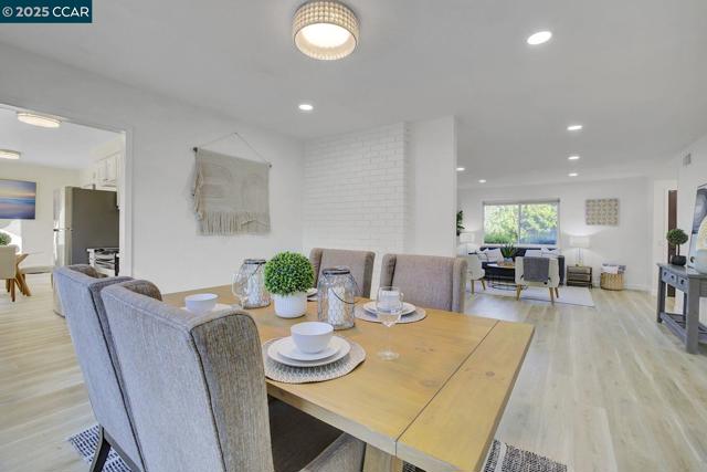 166 Madelia Place, San Ramon CA: https://media.crmls.org/mediaz/1babaa60-623f-4bbb-ab47-d833ff501e84.jpg