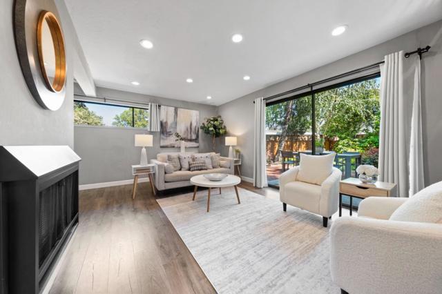 2518 W Middlefield Road, Mountain View CA: https://media.crmls.org/mediaz/1babe7f4-4fc4-4ad3-ab66-778fb7f1d3f5.jpg