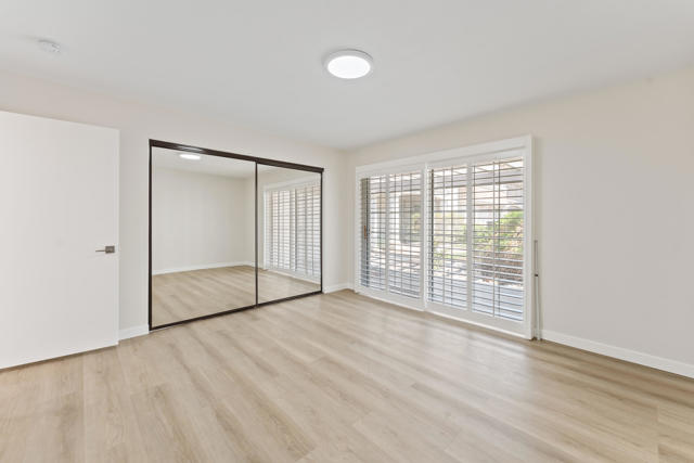 505 S Farrell Drive, Palm Springs CA: https://media.crmls.org/mediaz/1bad5b1a-4817-4a01-9a4c-366e7fe78186.jpg