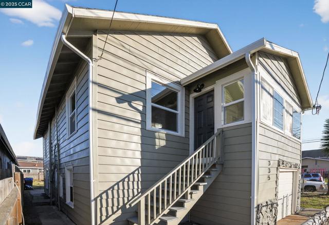 335 Chesley Avenue, Richmond CA: https://media.crmls.org/mediaz/1bae99fa-55e1-486b-b83b-50d5125ef65d.jpg