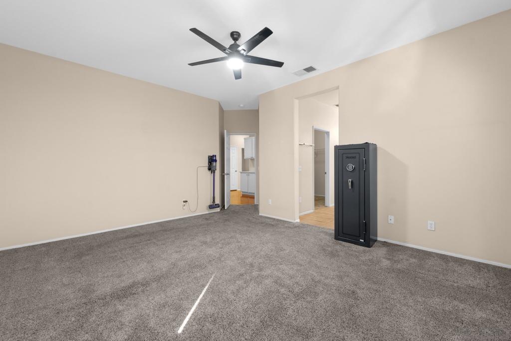 MLS #250042625SD image #10