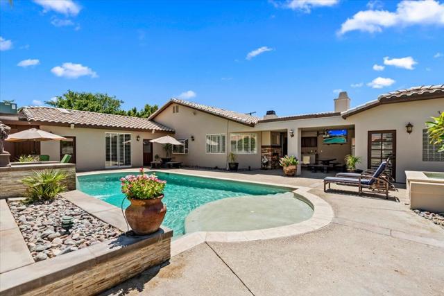 43920 Culebra Lane Lane, Bermuda Dunes CA: https://media.crmls.org/mediaz/1bb0ee80-b7fd-40b7-b9eb-7b919e9210db.jpg