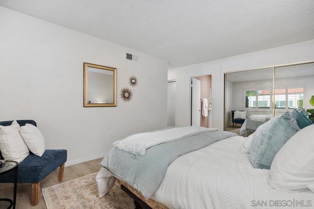 12753 Caminito Cancion, San Diego CA: https://media.crmls.org/mediaz/1bb1c3c3-193e-4542-a3e0-a06d91804f9b.jpg