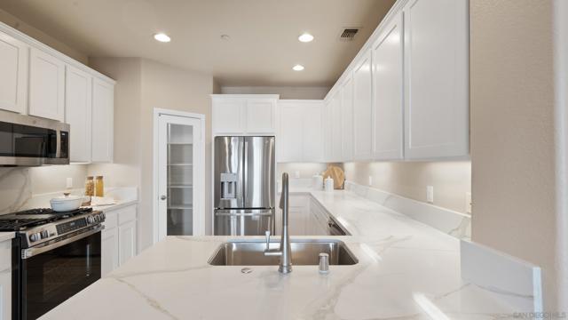 2145 Silverado Street, San Marcos CA: https://media.crmls.org/mediaz/1bb1ca56-6b6b-4133-a1e1-480a566baa2d.jpg