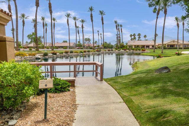 78368 Sunrise Canyon Avenue, Palm Desert CA: https://media.crmls.org/mediaz/1bb1dec2-491f-4bfe-a288-e23071ff2116.jpg