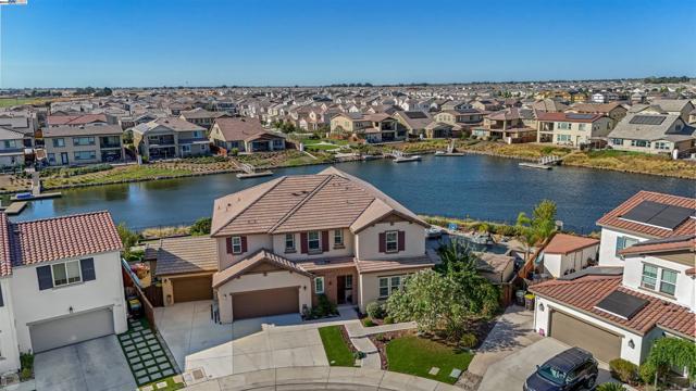 Image 3 of 60 For 17723 Griswold Ct