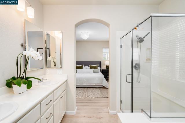 2258 S Donovan Way, San Ramon CA: https://media.crmls.org/mediaz/1bb27887-123c-4096-ba9c-091d88f5fa97.jpg