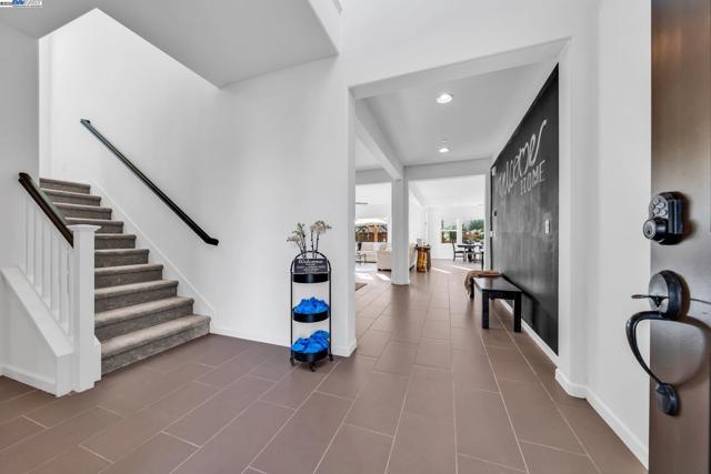 2305 Augusta Ave, Tracy CA: https://media.crmls.org/mediaz/1bb46c7a-3d11-4f9f-8cb7-d3a28f38f5d2.jpg