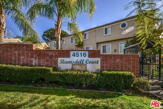 4516 Ramsdell Avenue, La Crescenta CA: https://media.crmls.org/mediaz/1bb52843-c25a-4a1f-beb8-e034452e09d8.jpg