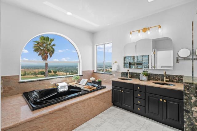 1822 Saint Andrews Court, Milpitas CA: https://media.crmls.org/mediaz/1bb58cc0-c414-42d1-8028-77d5eb907d35.jpg