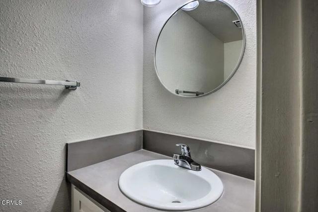 Detail Gallery Image 12 of 30 For 12012 Handel Ave #2,  Bakersfield,  CA 93312 - 3 Beds | 2/1 Baths