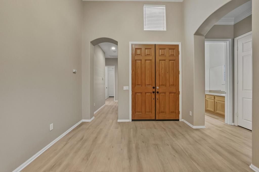 MLS #219137922DA image #6