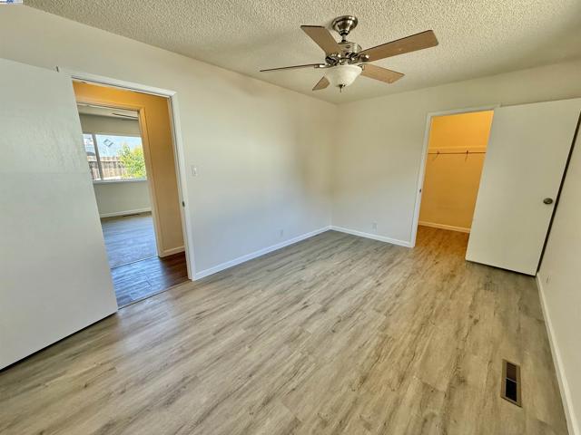 809 Coburn Ct, San Leandro CA: https://media.crmls.org/mediaz/1bb90444-43ba-40eb-a21c-9fea25520c2c.jpg
