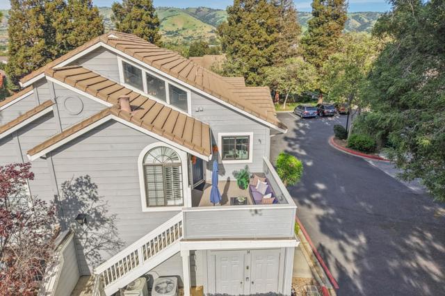 2890 Buena Crest Court, San Jose CA: https://media.crmls.org/mediaz/1bb95fb3-0694-4447-a605-c23add45bd16.jpg