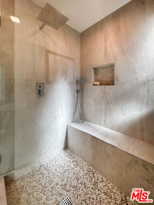 1363 S Curson Avenue, Los Angeles CA: https://media.crmls.org/mediaz/1bbae9a3-c7a7-42ba-ac38-5800d8cd2bc3.jpg