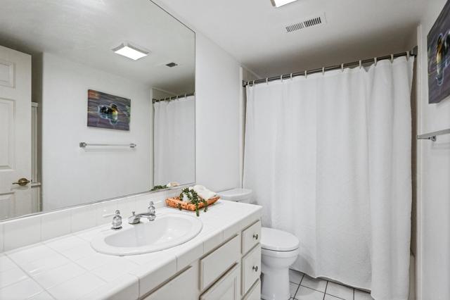 Detail Gallery Image 19 of 54 For 3315 Tripoli, Oceanside,  CA 92056 - 2 Beds | 2/1 Baths