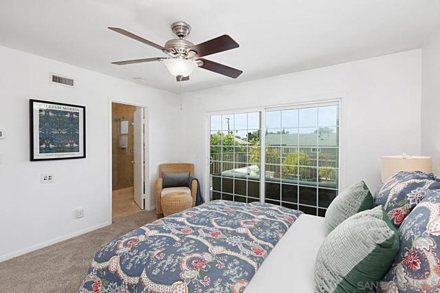 4755 Cather Ave, San Diego CA: https://media.crmls.org/mediaz/1bbbf98b-fc74-4ad0-89db-0f0bdfc48720.jpg