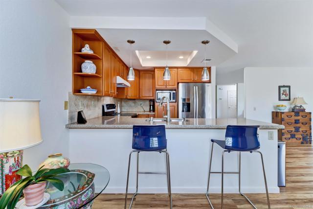 10832 Avenida De Los Lobos, San Diego CA: https://media.crmls.org/mediaz/1bbcf5f4-6e7b-4b78-a9f2-02d9fc97051a.jpg