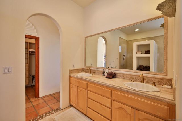 187 Verbena Dr, Borrego Springs CA: https://media.crmls.org/mediaz/1bbd4a6f-95d0-4a19-94a9-7f9de8f9822a.jpg