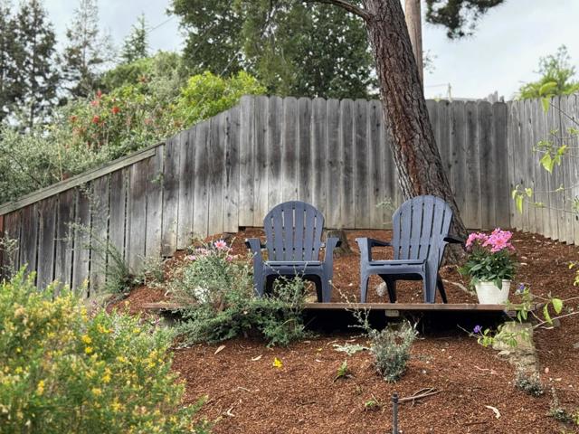 1320 Hull Drive, San Carlos CA: https://media.crmls.org/mediaz/1bbdc8b8-888b-4674-8a26-129a39bb002d.jpg