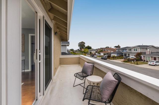 448 Correas Street, Half Moon Bay CA: https://media.crmls.org/mediaz/1bbdef84-84ab-4667-92db-910500d9ad8e.jpg