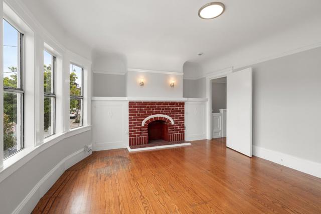 189 Lee Avenue, San Francisco CA: https://media.crmls.org/mediaz/1bbf46d2-dff3-4cce-aea6-5e005f4a6cd1.jpg