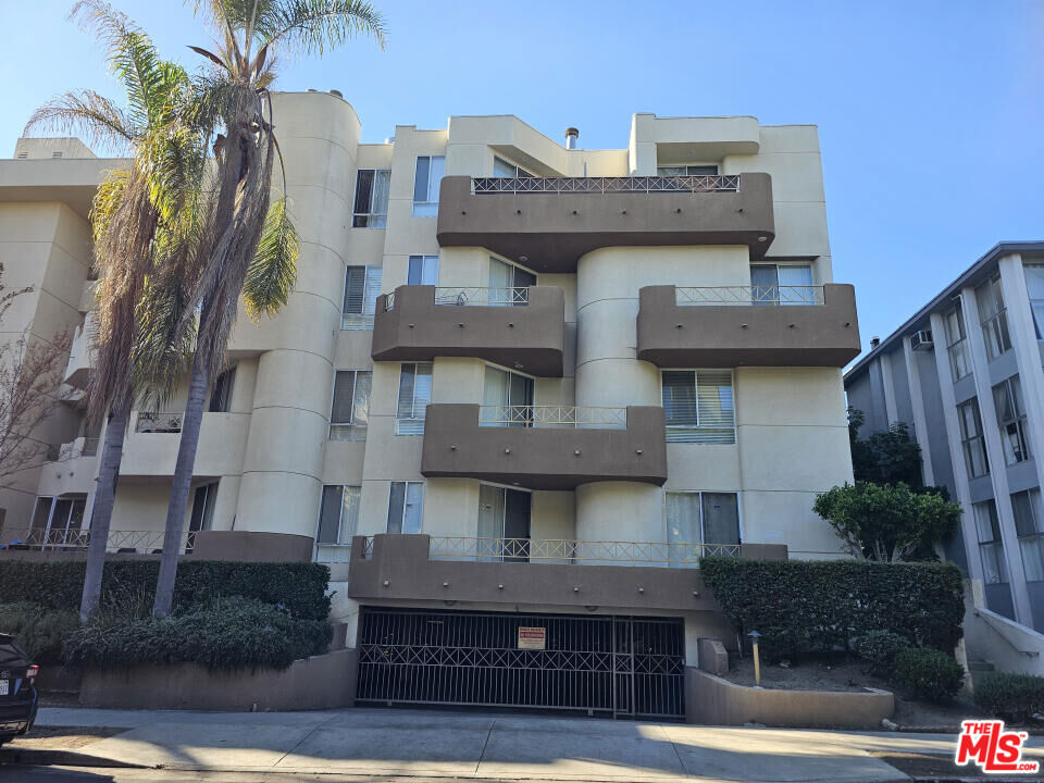 333 Westminster Avenue #304