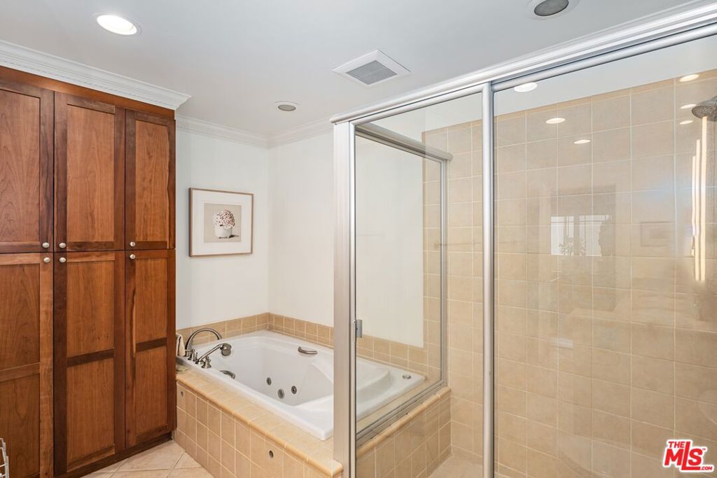 MLS #25622445 image #14