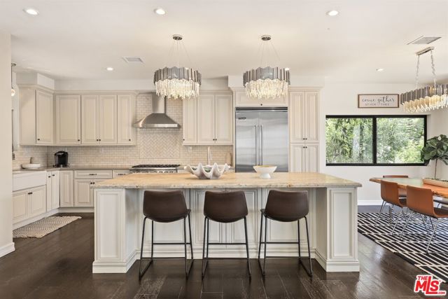 5940 Manola Way, Los Angeles CA: https://media.crmls.org/mediaz/1bc0f974-3ee1-4a33-bc43-00c637df9c64.jpg