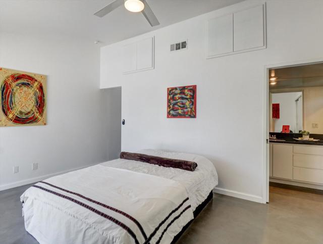 27420 Avenida Quintana, Cathedral City CA: https://media.crmls.org/mediaz/1bc106aa-9c33-407b-b2a7-e881d766b468.jpg