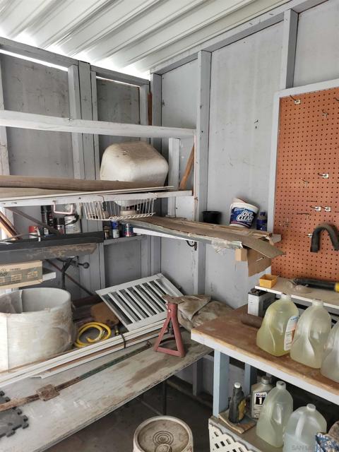 35109 Highway 79, Warner Springs CA: https://media.crmls.org/mediaz/1bc1b806-4971-48cc-a4c1-23a80f1d109c.jpg