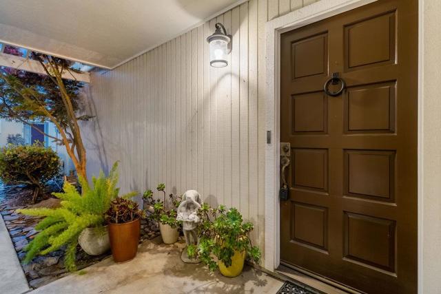 502 W Sunnyoaks Avenue, Campbell CA: https://media.crmls.org/mediaz/1bc1fe43-6f97-4bbc-ab2f-c5ae8c287e84.jpg