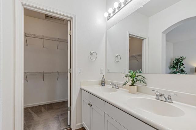 39 Cloud Walk, Milpitas CA: https://media.crmls.org/mediaz/1bc2d6a1-3423-4e8b-8872-3284e60cb630.jpg