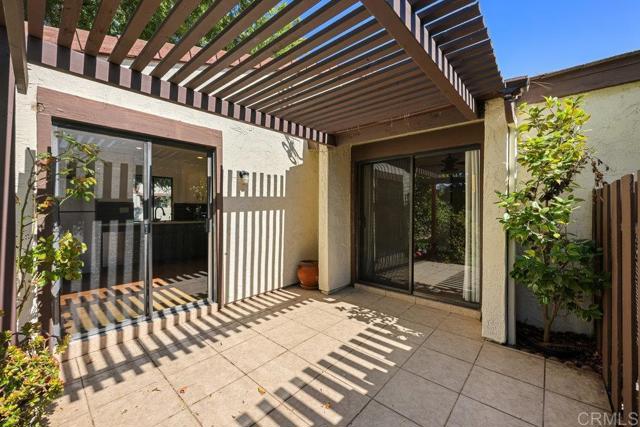 2013 Billy Glen, Escondido CA: https://media.crmls.org/mediaz/1bc380d3-626e-4d30-a6bf-9df3837fd300.jpg