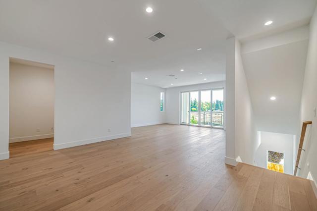 1017 Sinopia Terrace, San Ramon CA: https://media.crmls.org/mediaz/1bc3e342-b9c5-45f0-a6b3-675dcd0e9445.jpg