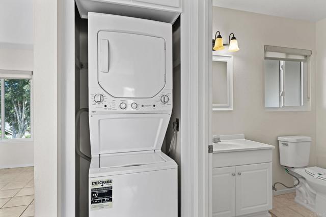 Detail Gallery Image 12 of 27 For 230 Candice Pl, Vista,  CA 92083 - 1 Beds | 1 Baths