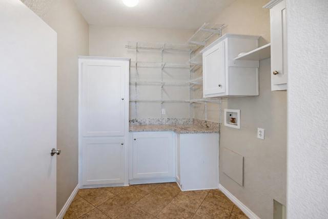 Detail Gallery Image 14 of 26 For 12824 Granada Drive #322,  Poway,  CA 92064 - 3 Beds | 2 Baths