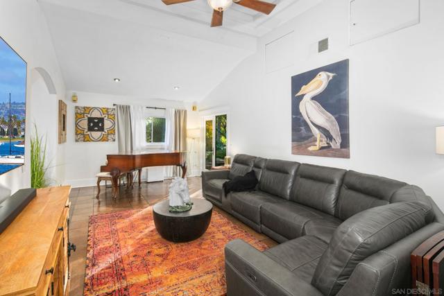 1115 S Mollison Ave, El Cajon CA: https://media.crmls.org/mediaz/1bc47fdc-4a89-4170-bd1f-1e15bf7a539c.jpg