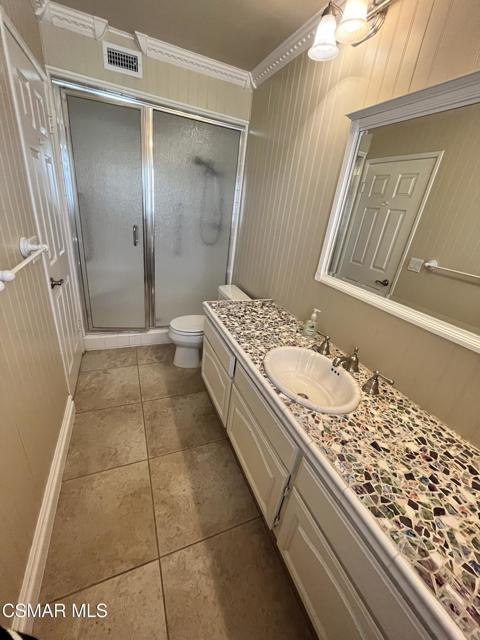29160 Oakpath Drive, Agoura Hills CA: https://media.crmls.org/mediaz/1bc52fa0-9e29-41f3-bb79-d19972523cce.jpg